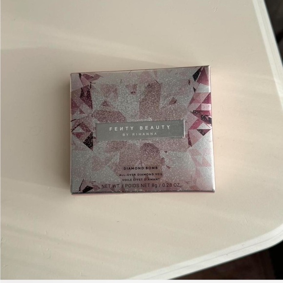 Brand new Fenty highlighter - Picture 2 of 2